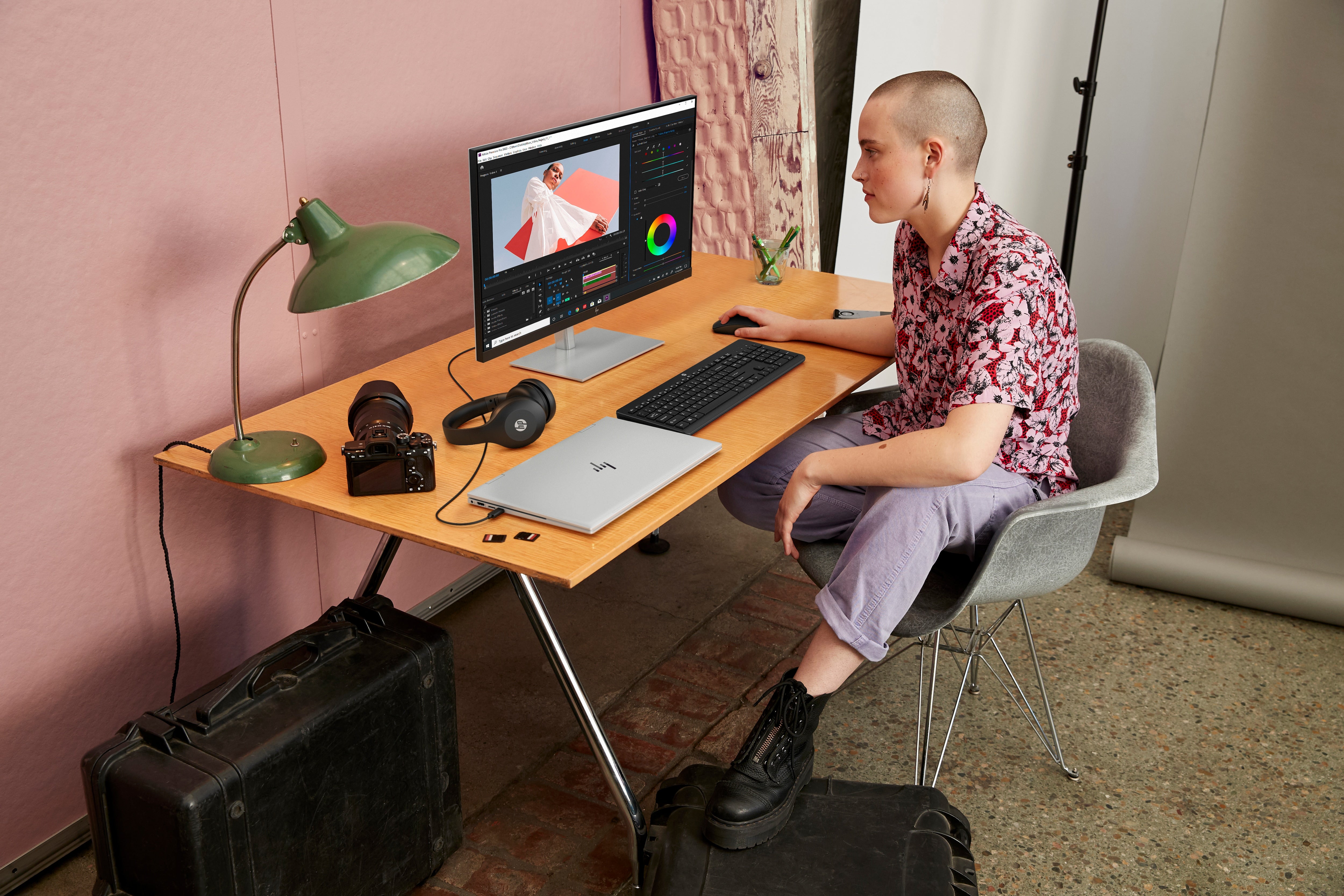 230 Wireless Keyboard and Mouse Set - QWERTY 18H24AA#ABB